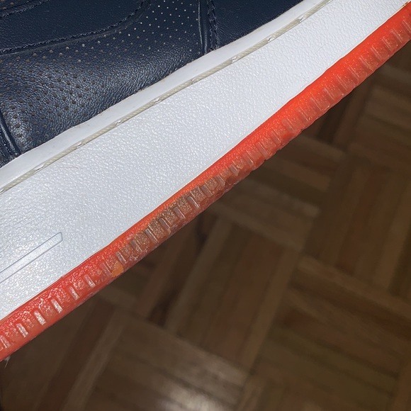 Nike Vintage Hi-Top Air Force 1 - Picture 13 of 15